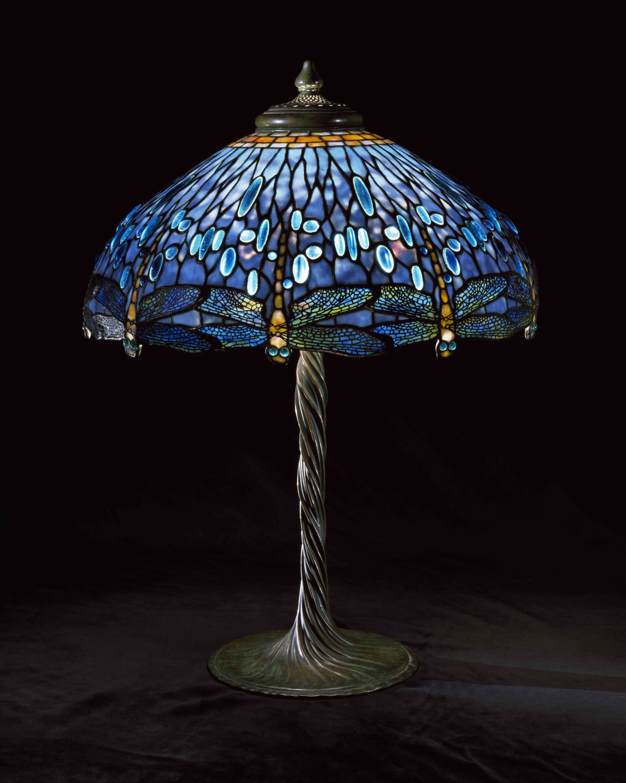 Tiffany Lamps, the icons of American Art Nouveau - Art Nouveau Club